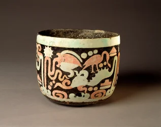 Schale mit Wasserszene, Guatemala, Mittlere Klassik, 500-700